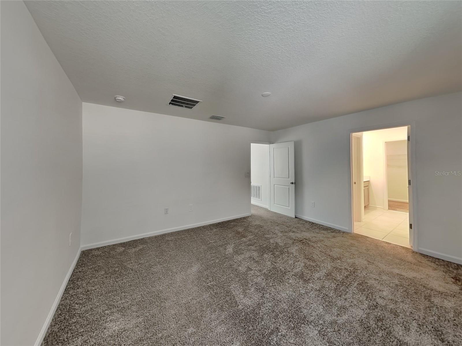 1512 CUMBERLAND AVE, DAVENPORT, FL, 33837