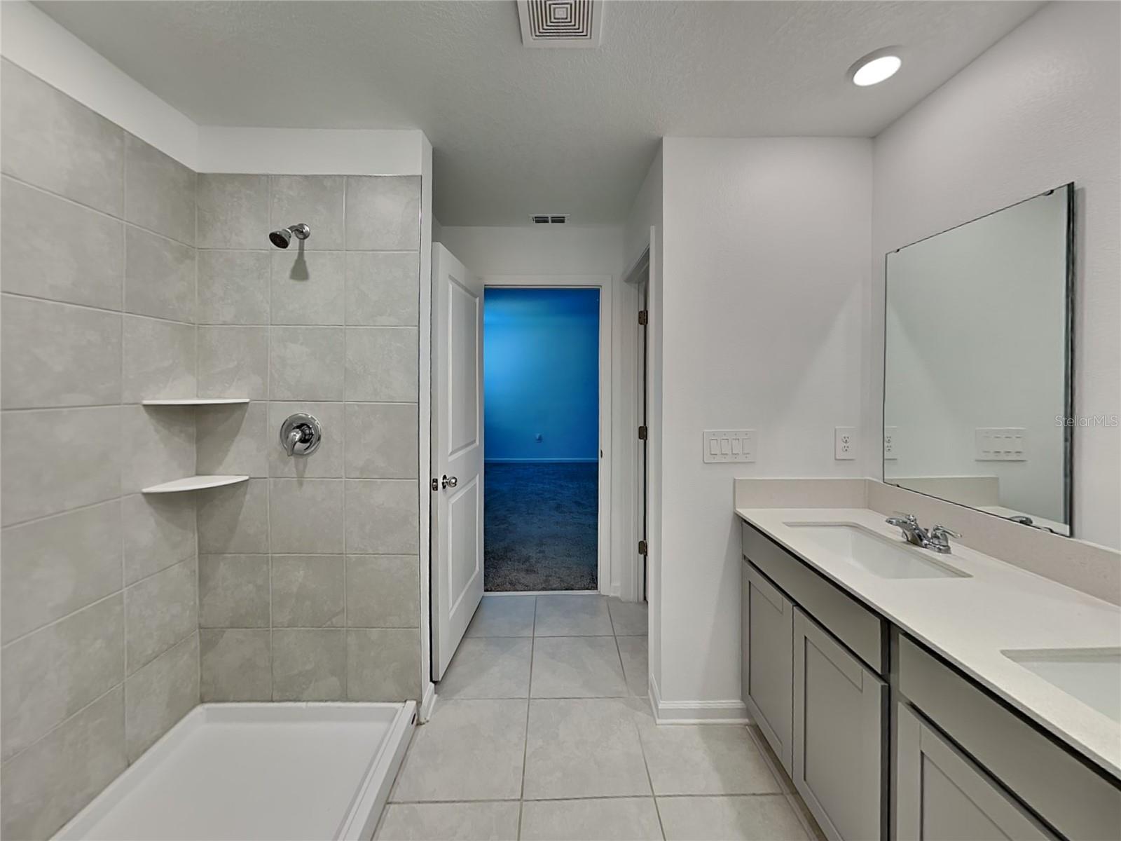 1512 CUMBERLAND AVE, DAVENPORT, FL, 33837