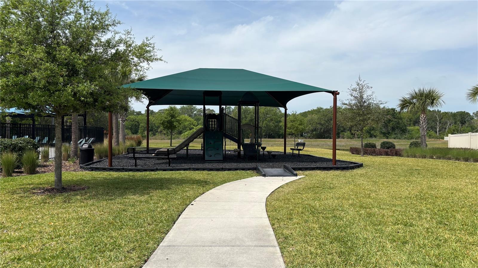 2376 PENGUIN BLVD, DAVENPORT, FL, 33837