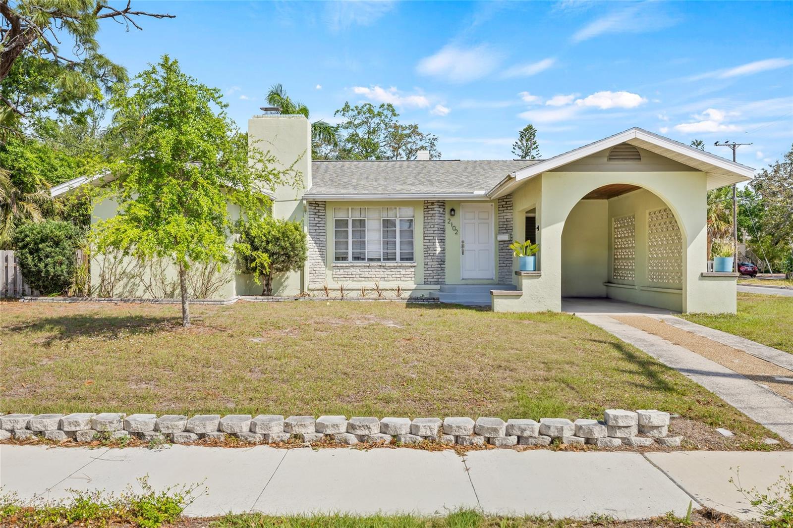 2102 7TH AVE W, BRADENTON, FL, 34205