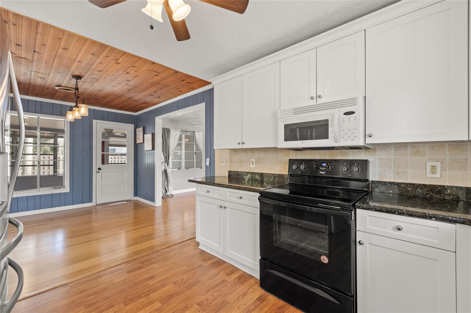 2102 7TH AVE W, BRADENTON, FL, 34205