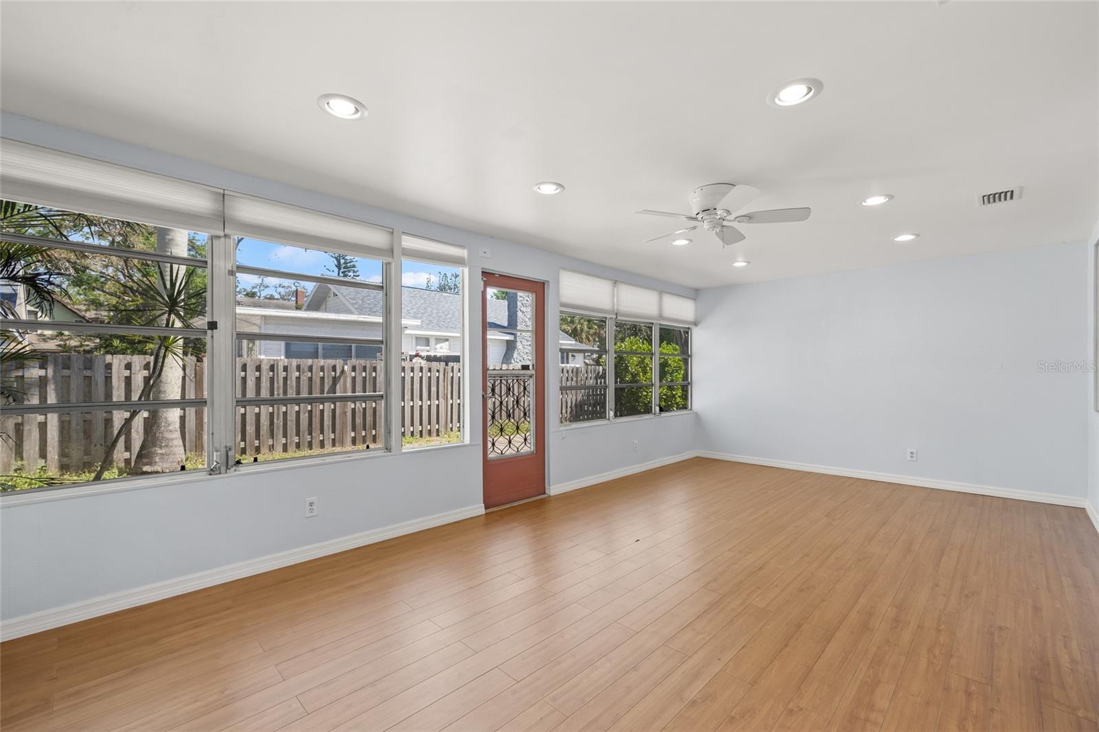 2102 7TH AVE W, BRADENTON, FL, 34205