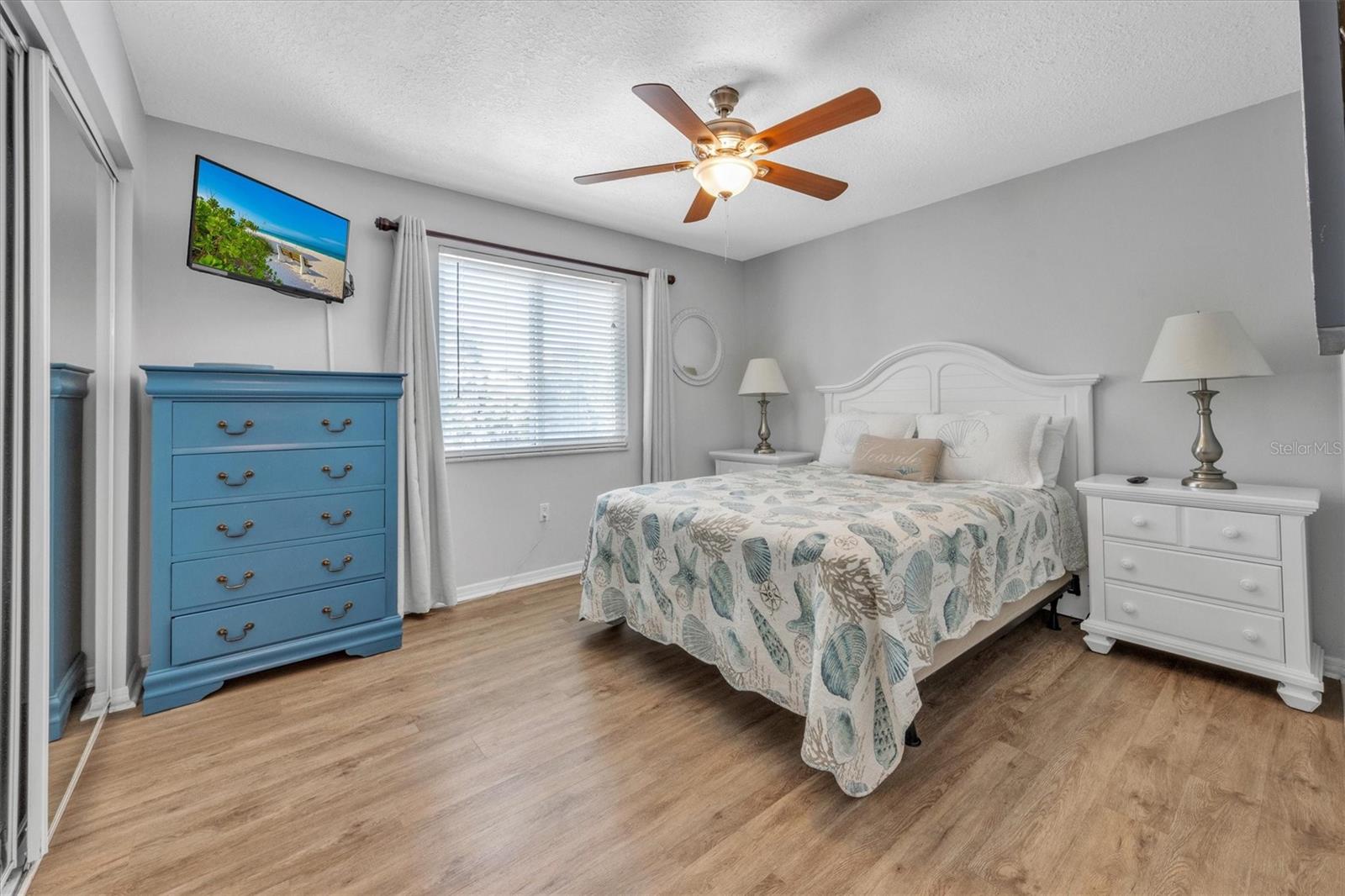 216 69TH ST, HOLMES BEACH, FL, 34217