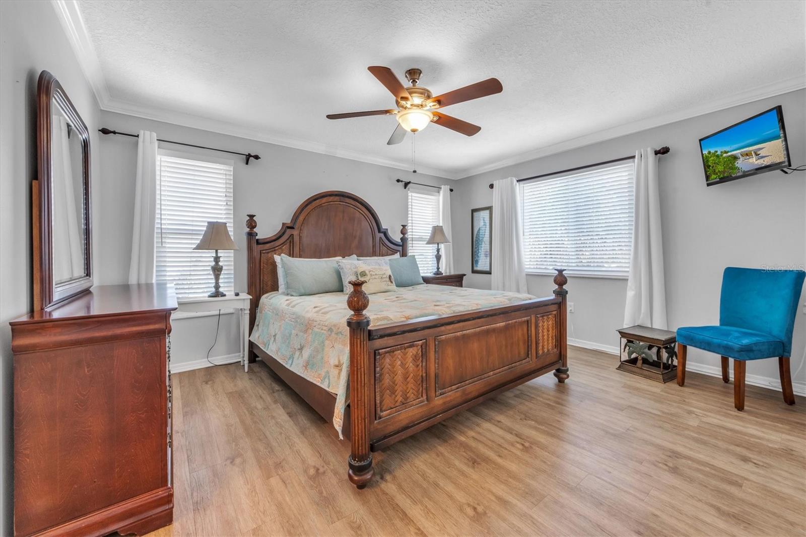 216 69TH ST, HOLMES BEACH, FL, 34217