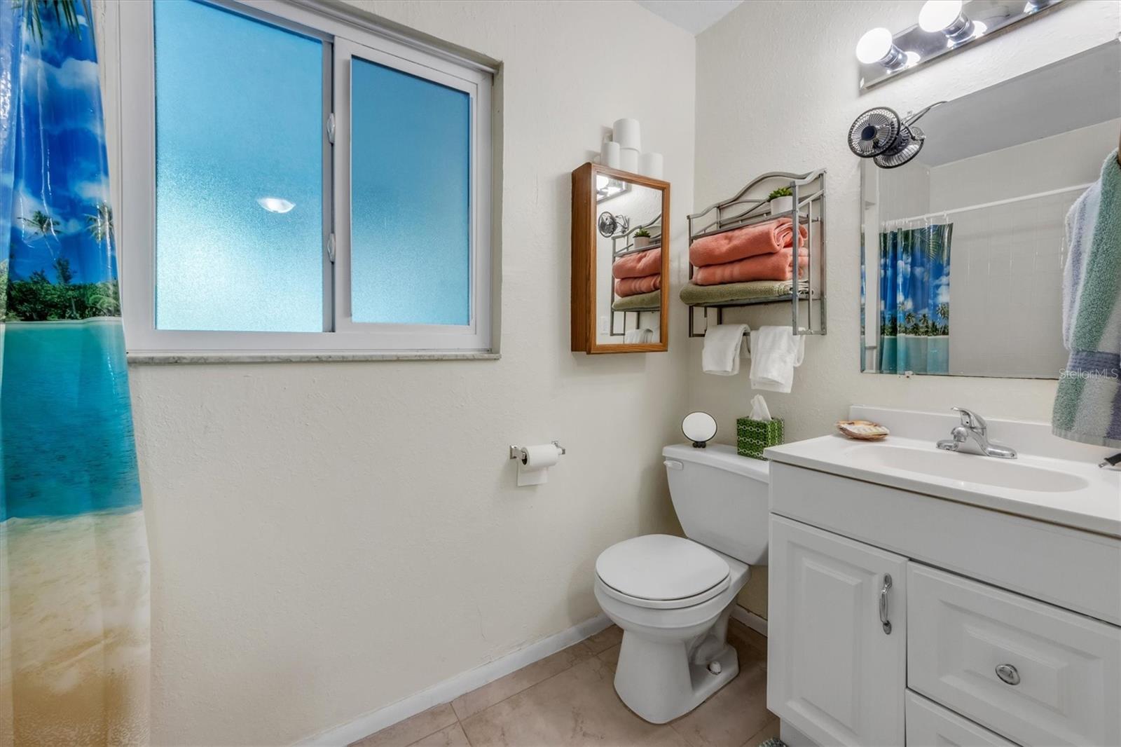 216 69TH ST, HOLMES BEACH, FL, 34217