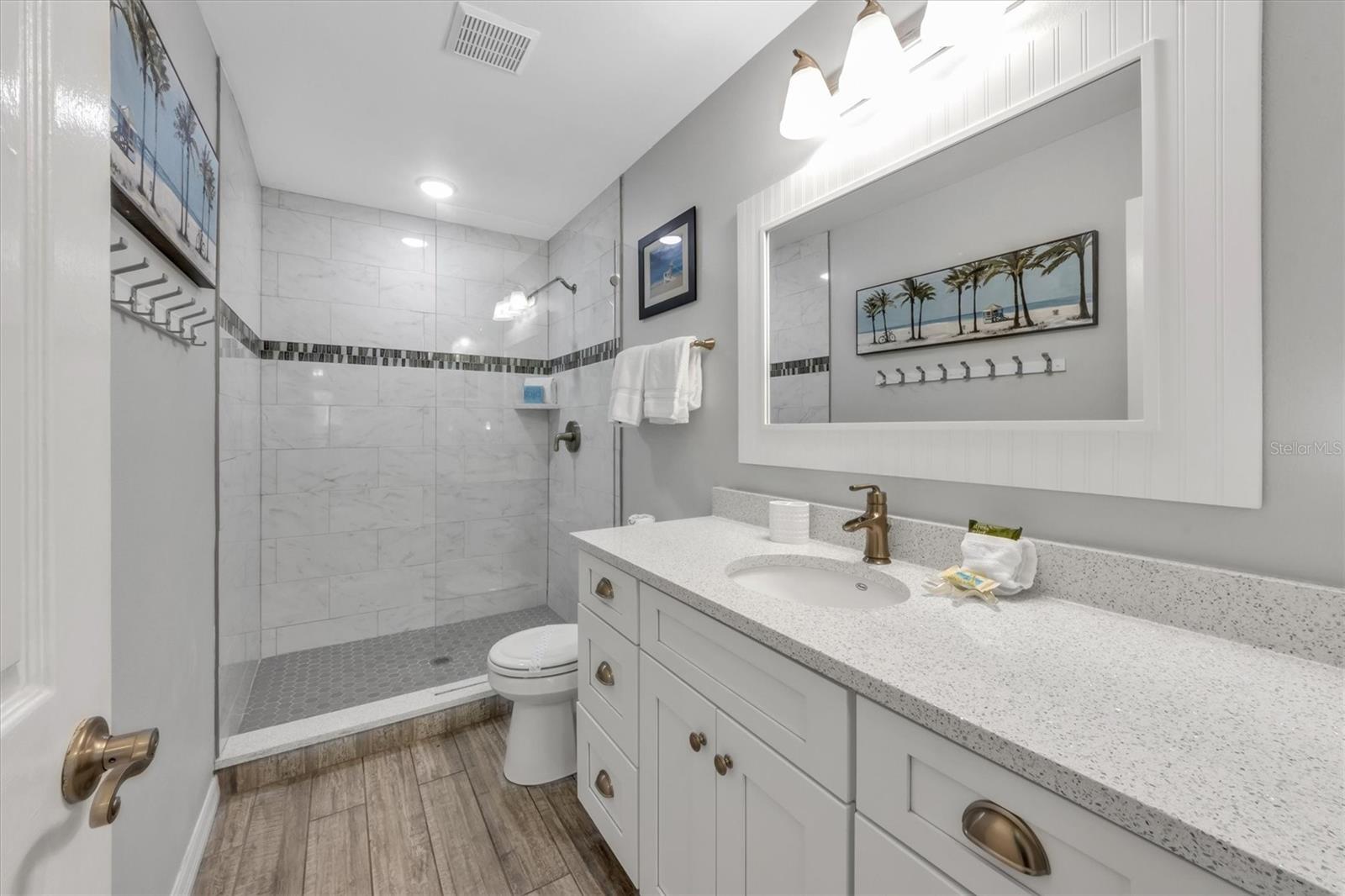 216 69TH ST, HOLMES BEACH, FL, 34217