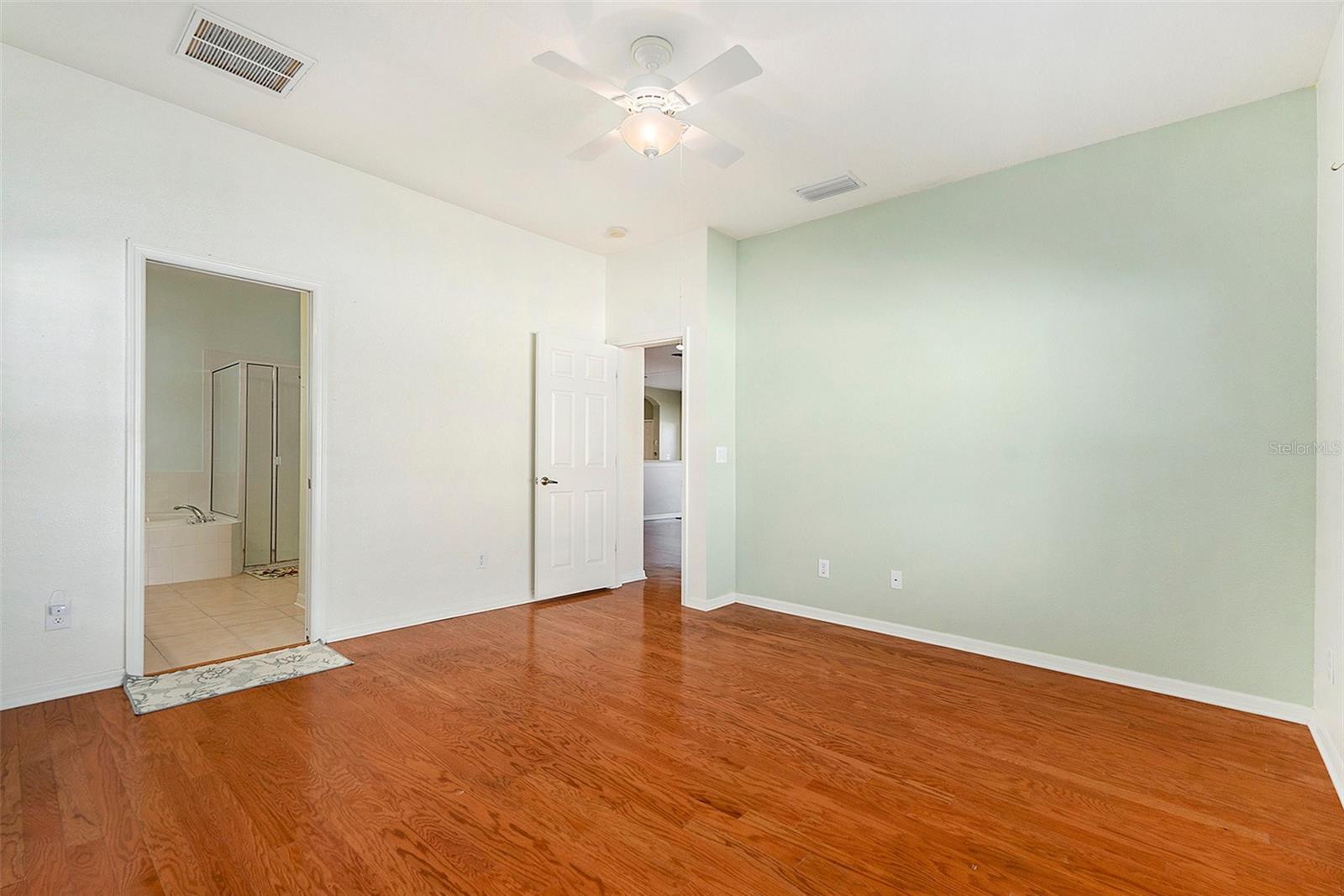9954 N JASMINE BROOK CIR E, LAND O LAKES, FL, 34638