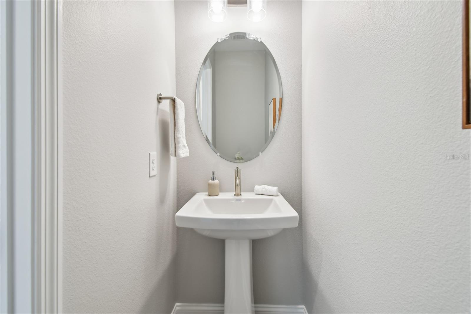 1205 EASTIN AVE, ORLANDO, FL, 32804