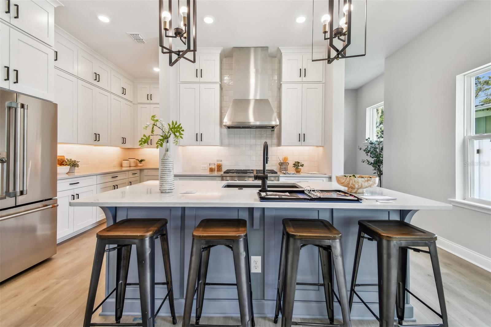 1205 EASTIN AVE, ORLANDO, FL, 32804