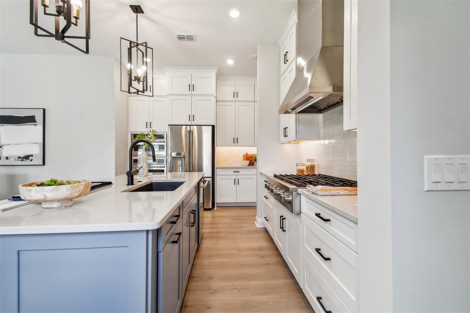 1205 EASTIN AVE, ORLANDO, FL, 32804