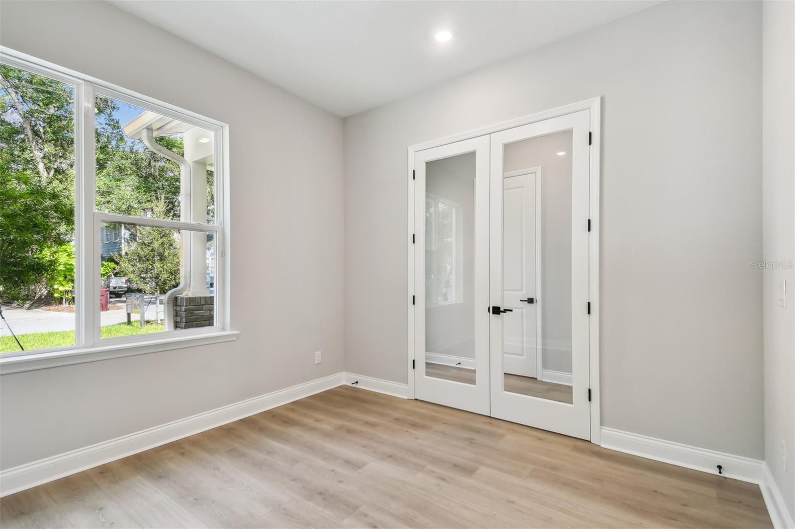 1205 EASTIN AVE, ORLANDO, FL, 32804