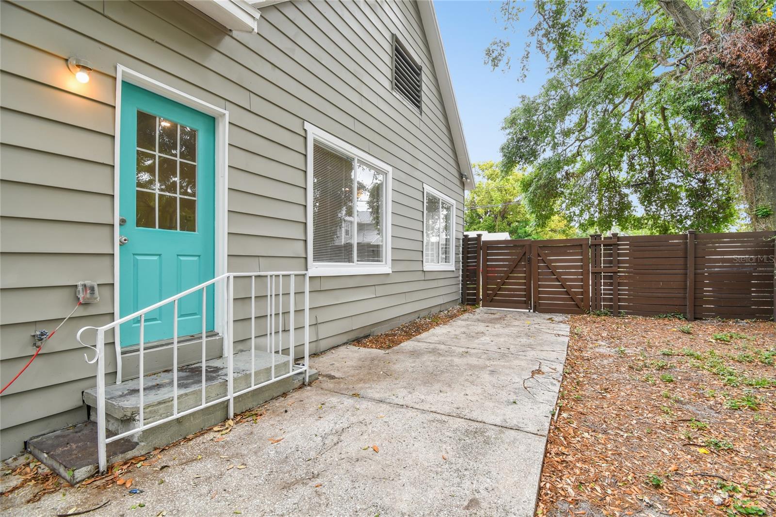 2708 N MITCHELL AVE, TAMPA, FL, 33602