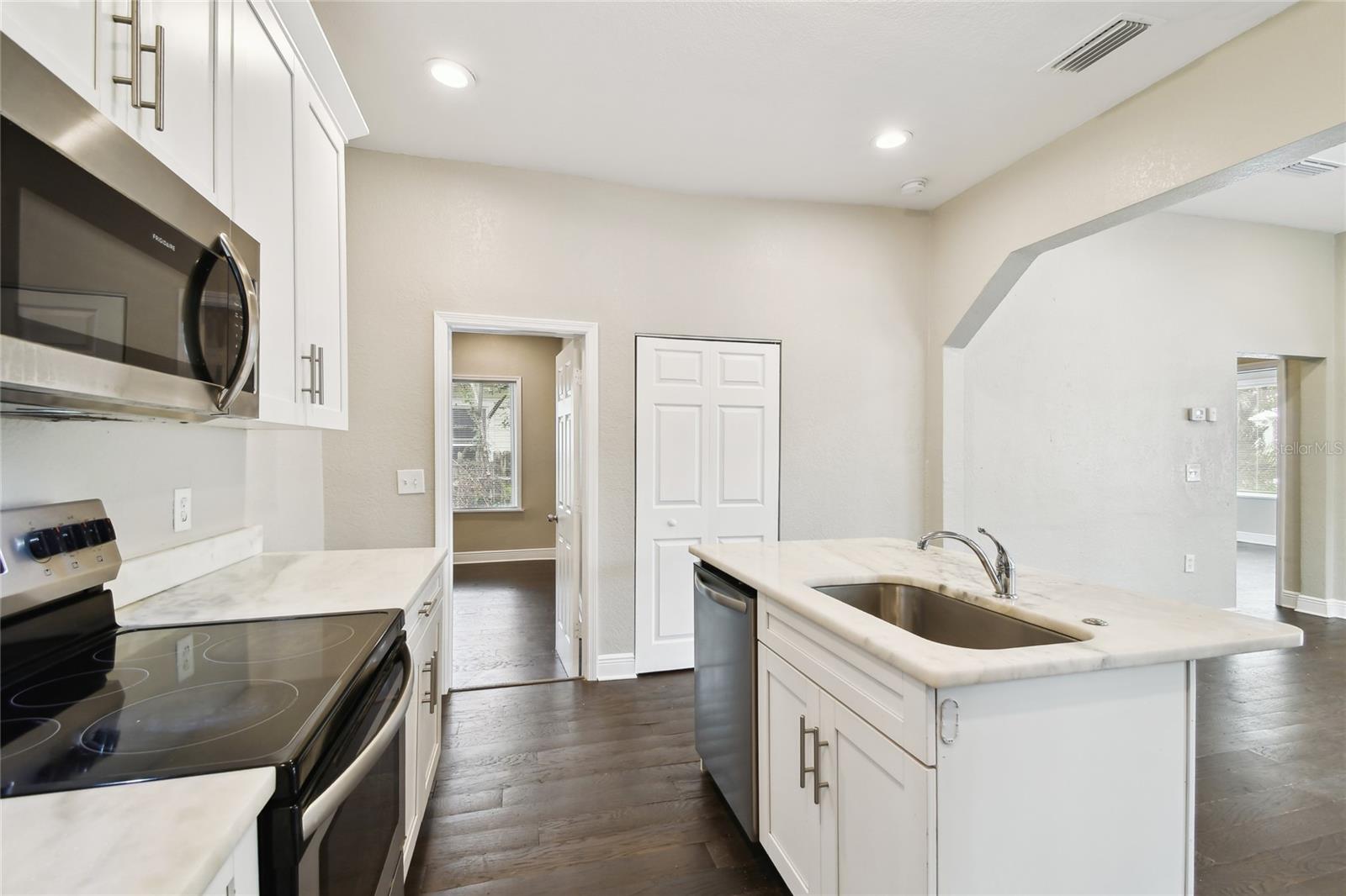 2708 N MITCHELL AVE, TAMPA, FL, 33602