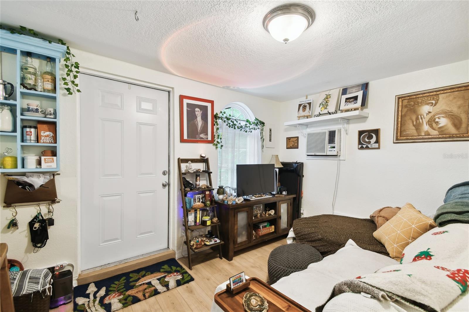 2708 N MITCHELL AVE, TAMPA, FL, 33602