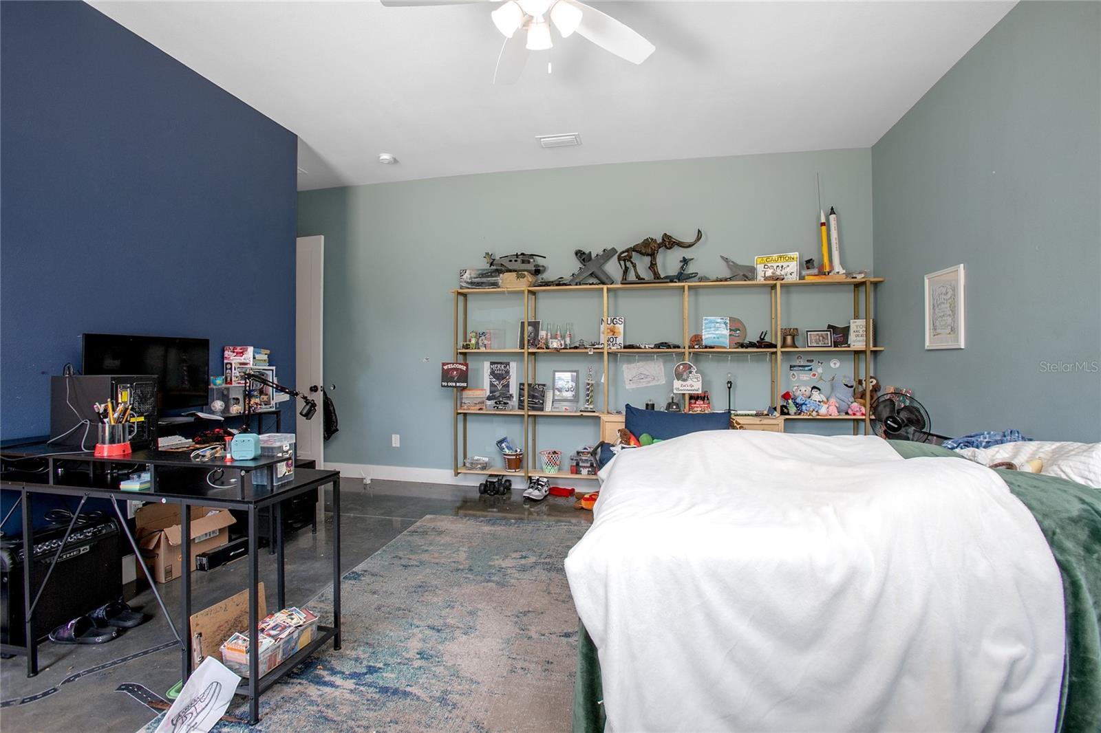 125 SMYRNA DR, DEBARY, FL, 32713