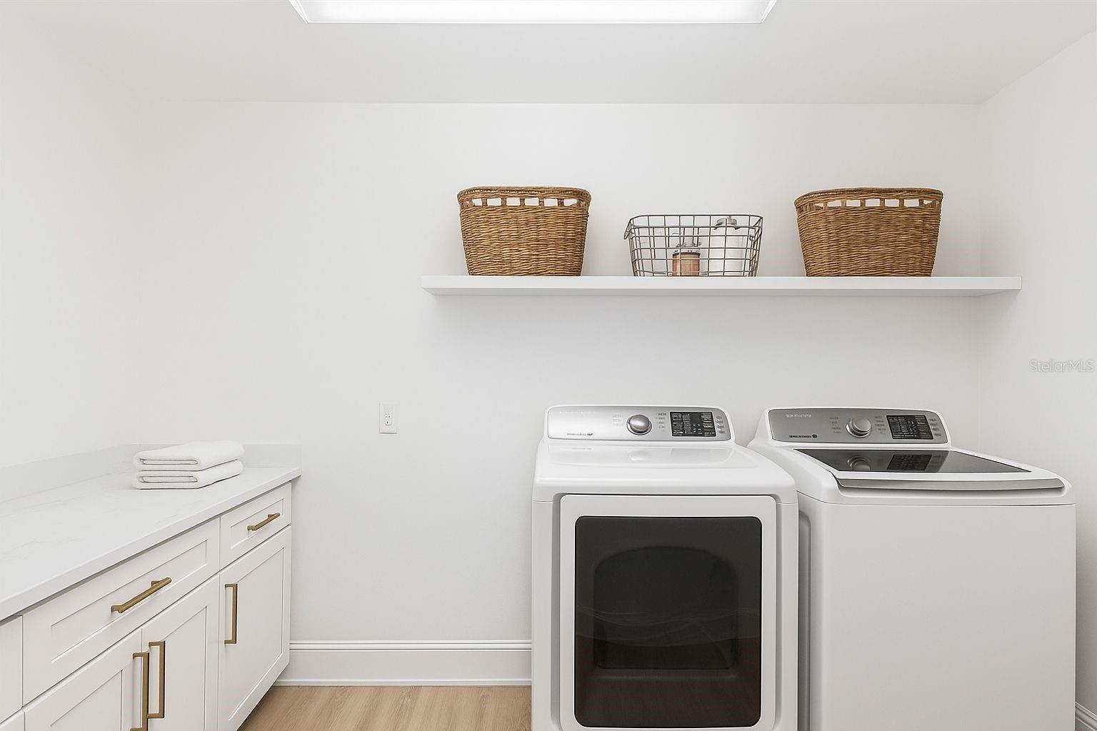 445 33RD AVE N, ST PETERSBURG, FL, 33704