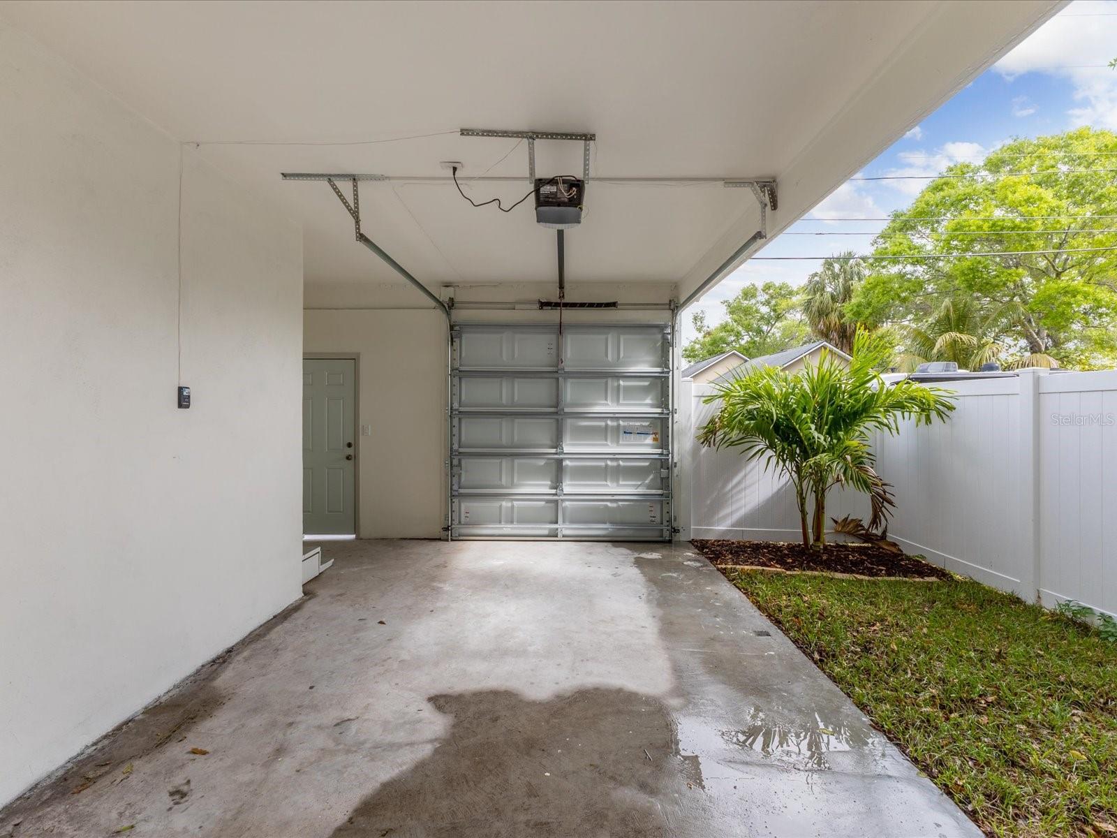 445 33RD AVE N, ST PETERSBURG, FL, 33704