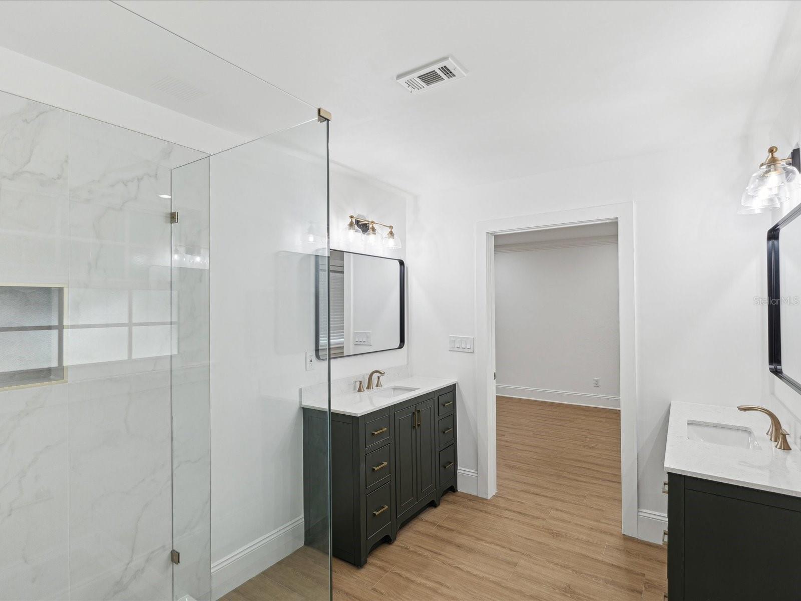 445 33RD AVE N, ST PETERSBURG, FL, 33704