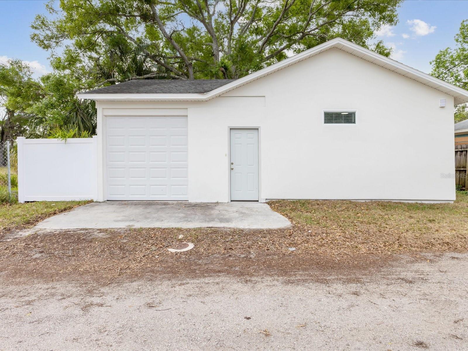 445 33RD AVE N, ST PETERSBURG, FL, 33704