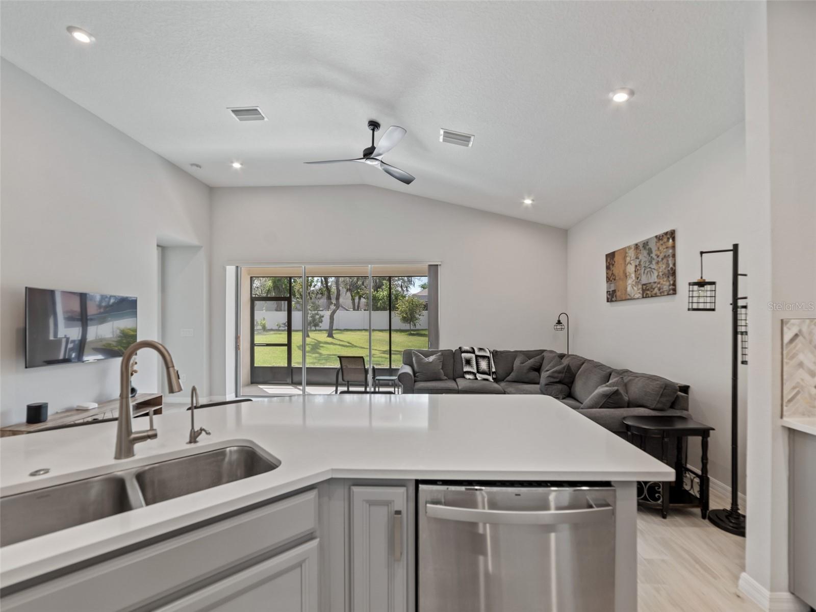 10515 TRANQUIL MEADOW LOOP, RIVERVIEW, FL, 33569