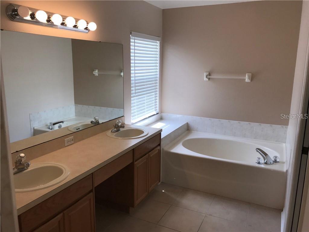 2622 ALLWOOD AVE, VALRICO, FL, 33596