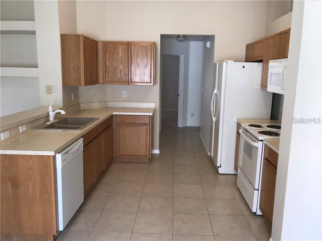 2622 ALLWOOD AVE, VALRICO, FL, 33596