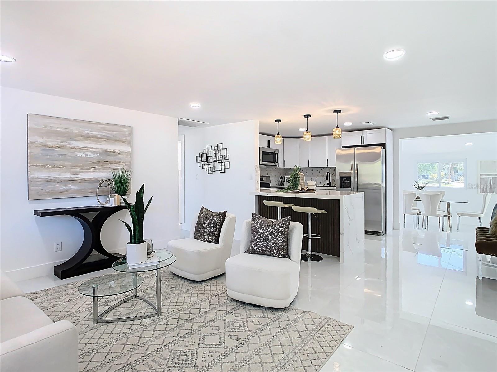 3711 HUNTINGTON ST NE, ST PETERSBURG, FL, 33703