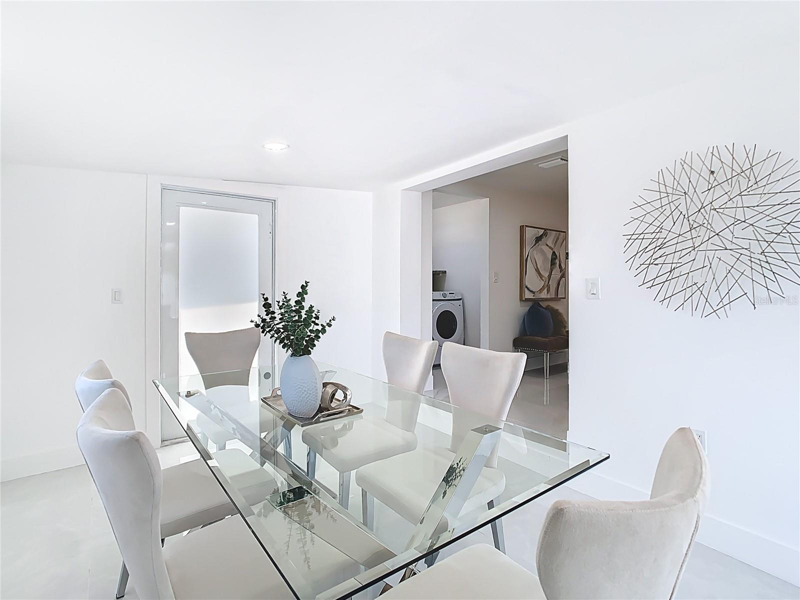 3711 HUNTINGTON ST NE, ST PETERSBURG, FL, 33703