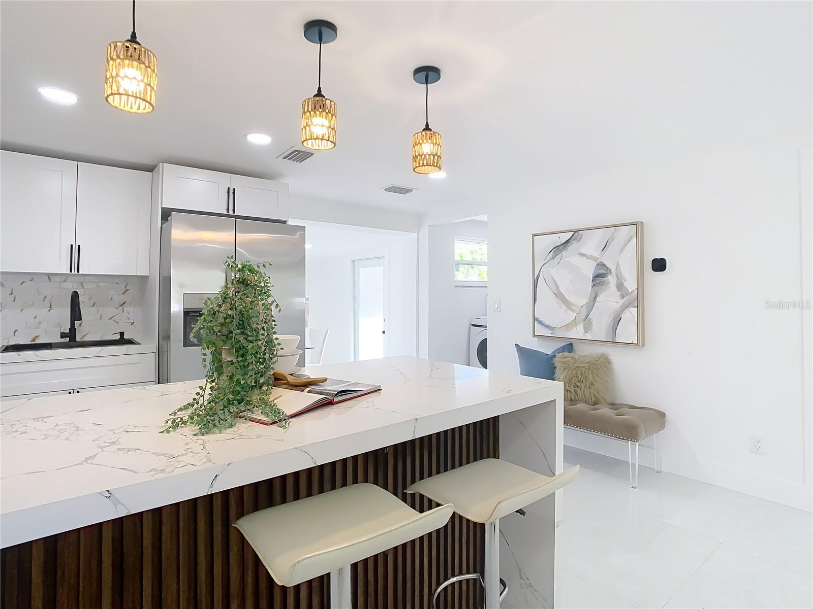 3711 HUNTINGTON ST NE, ST PETERSBURG, FL, 33703