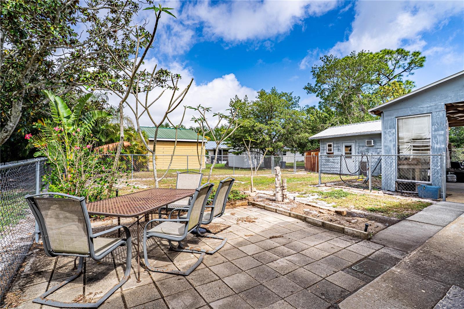 1327 DEER PARK CT, SEBRING, FL, 33872