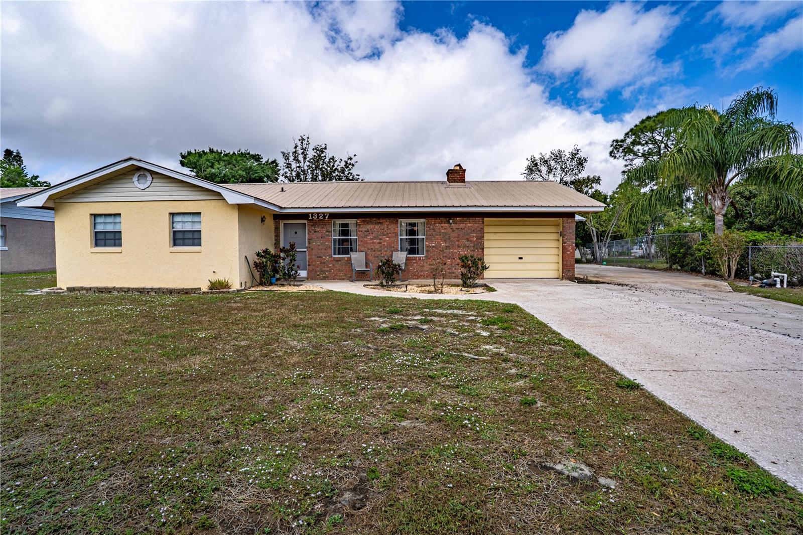 1327 DEER PARK CT, SEBRING, FL, 33872