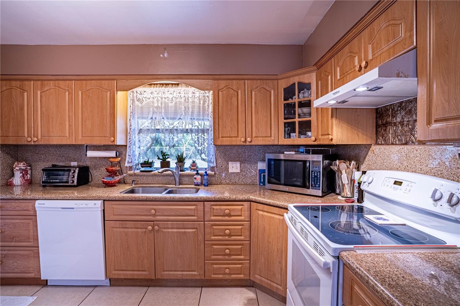 1327 DEER PARK CT, SEBRING, FL, 33872