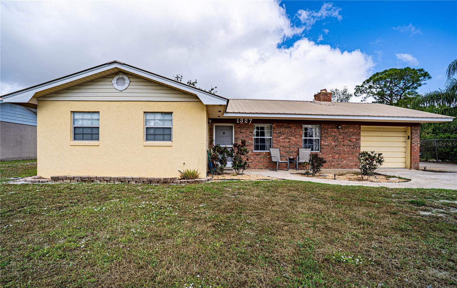 1327 DEER PARK CT, SEBRING, FL, 33872