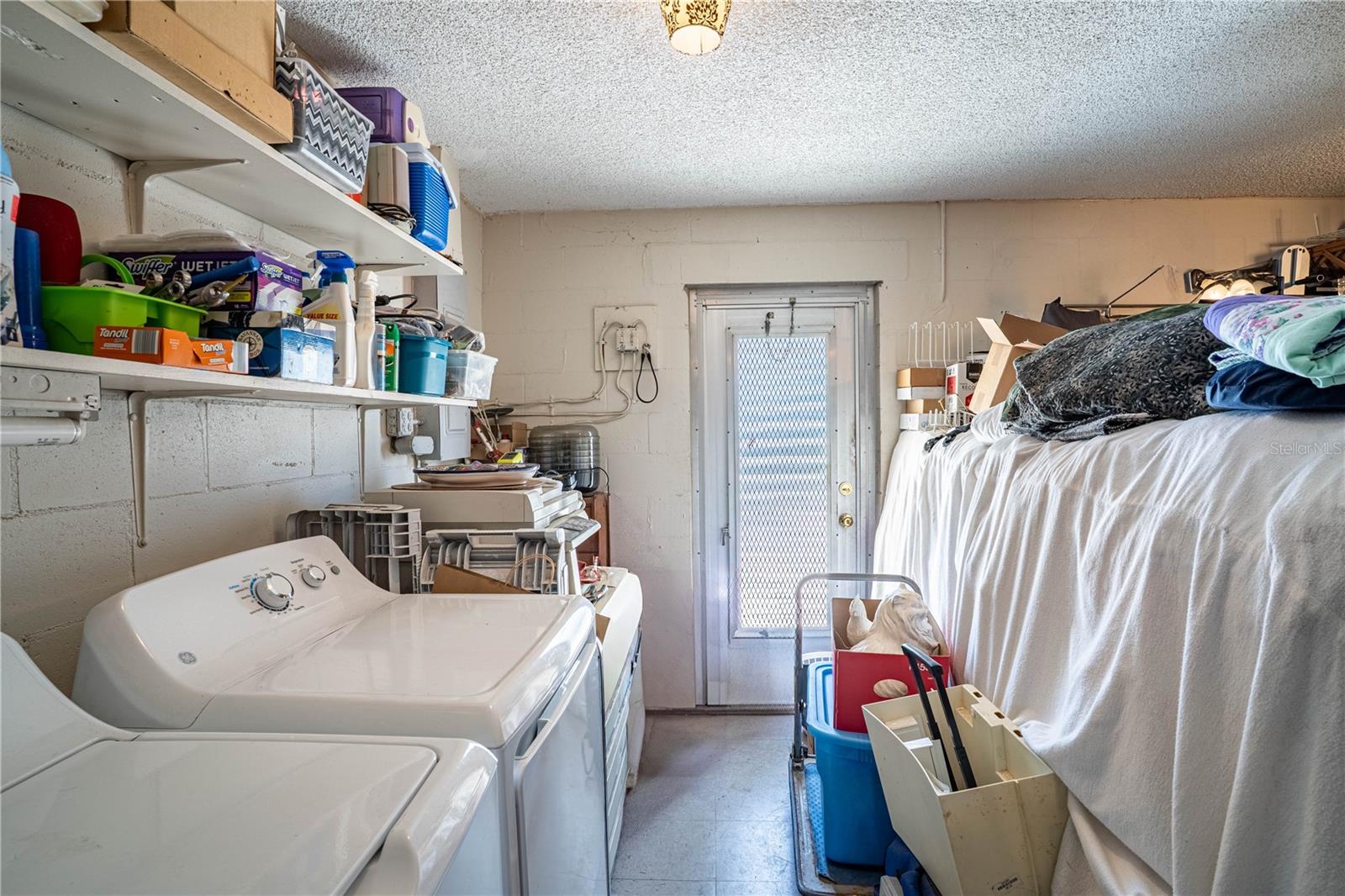 1327 DEER PARK CT, SEBRING, FL, 33872