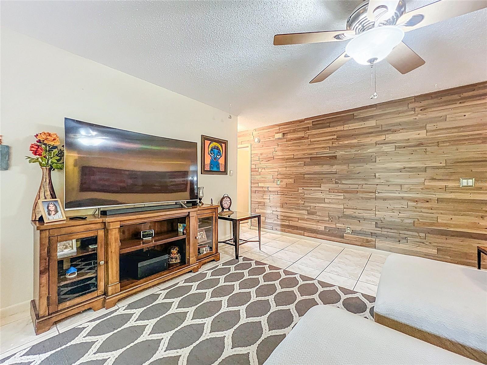 1004 CELTIC CT, BRANDON, FL, 33510