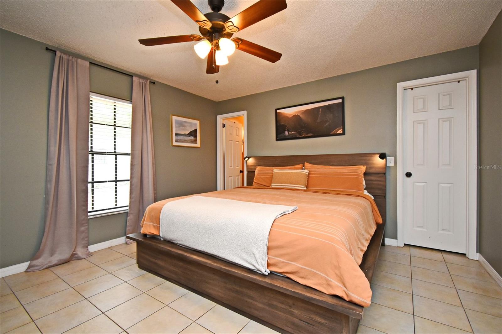 430 E LANSDOWNE AVE, ORANGE CITY, FL, 32763