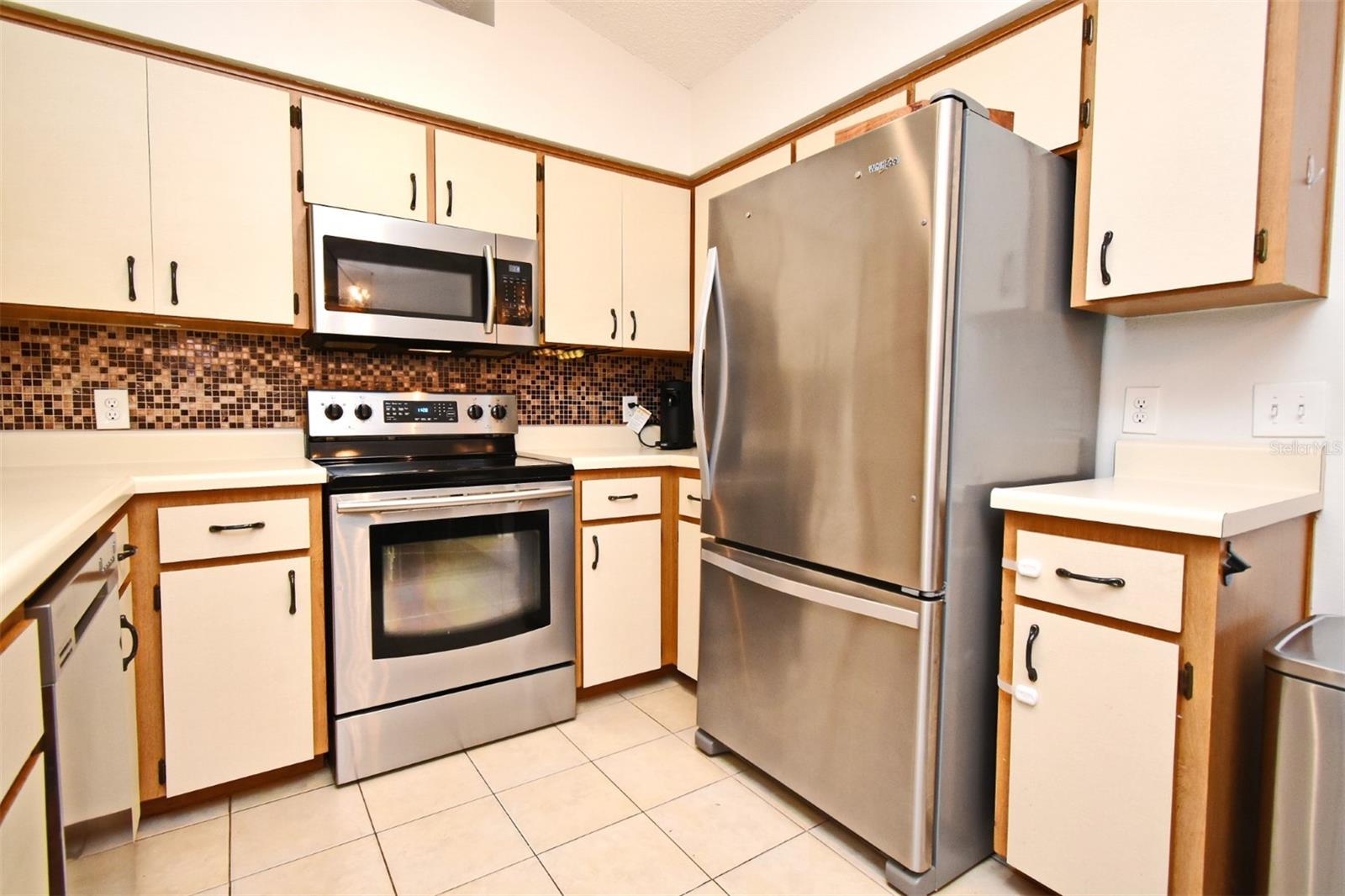 430 E LANSDOWNE AVE, ORANGE CITY, FL, 32763