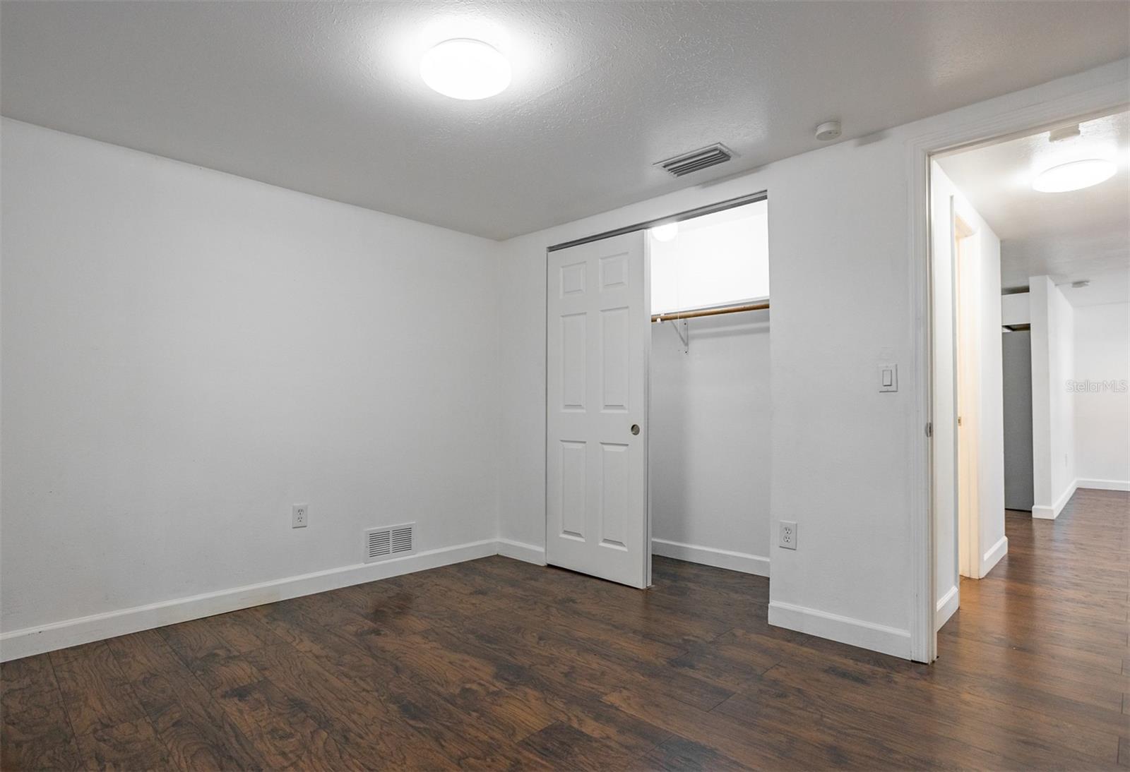 3215 COREY RD, SARASOTA, FL, 34232