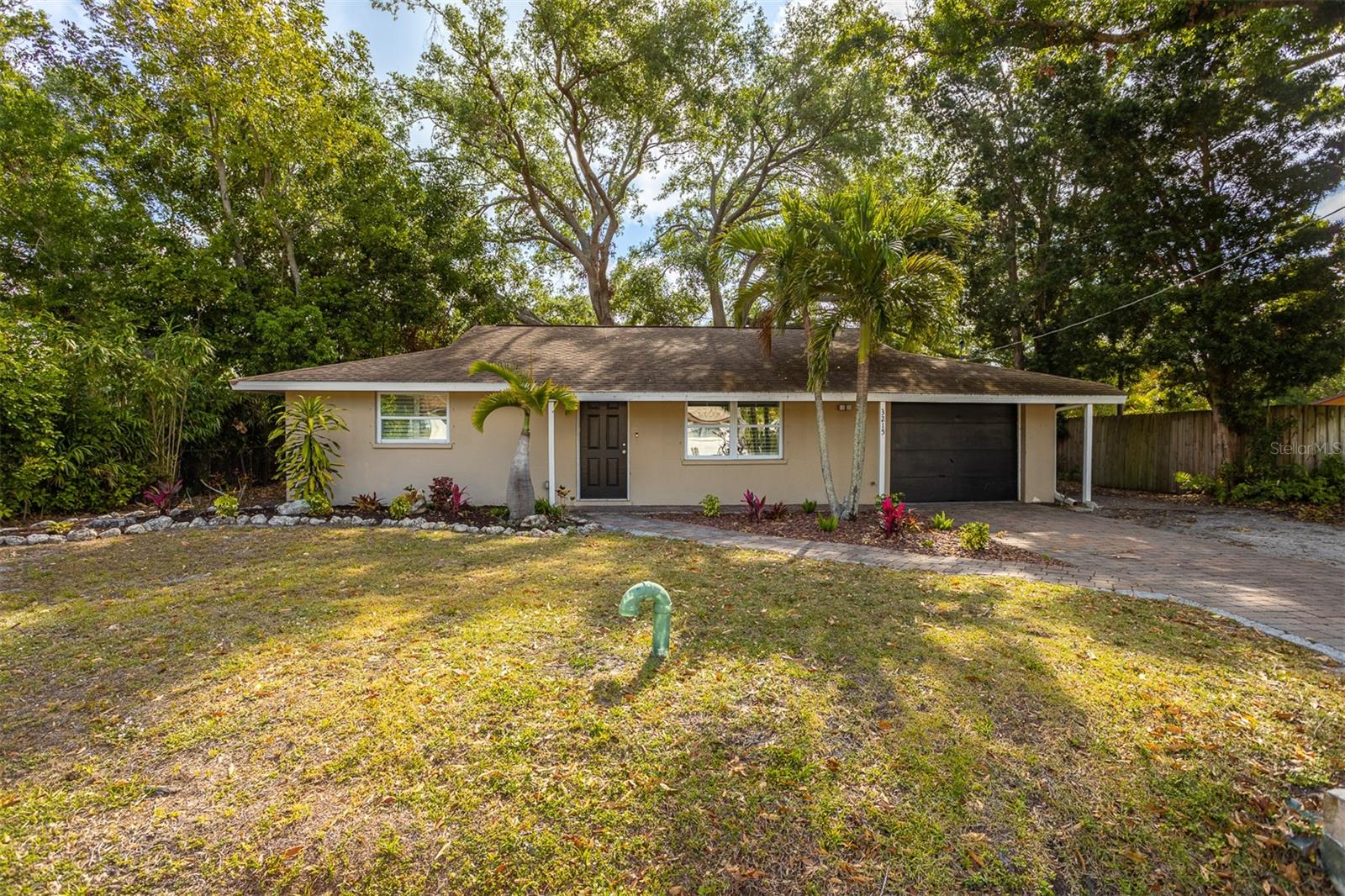 3215 COREY RD, SARASOTA, FL, 34232
