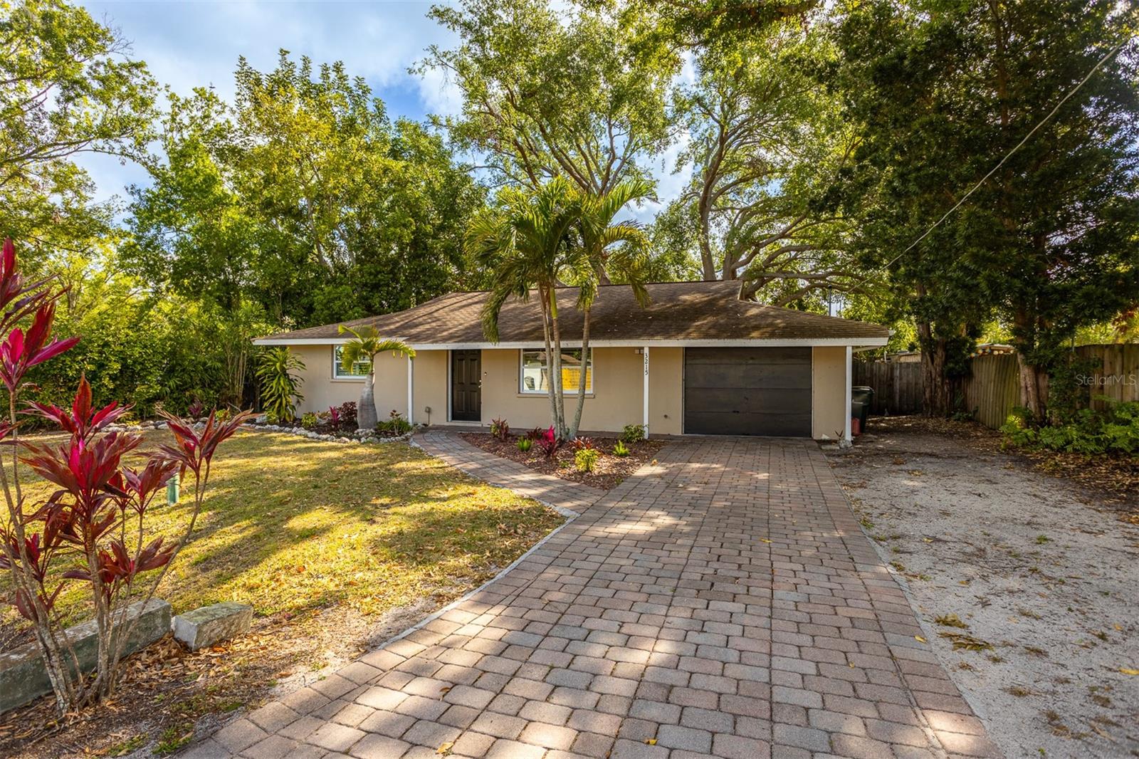 3215 COREY RD, SARASOTA, FL, 34232