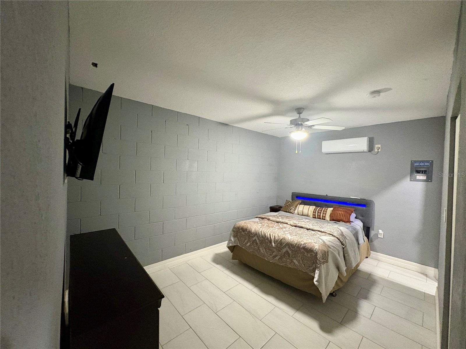 836 FLOWER FIELDS LN, ORLANDO, FL, 32824