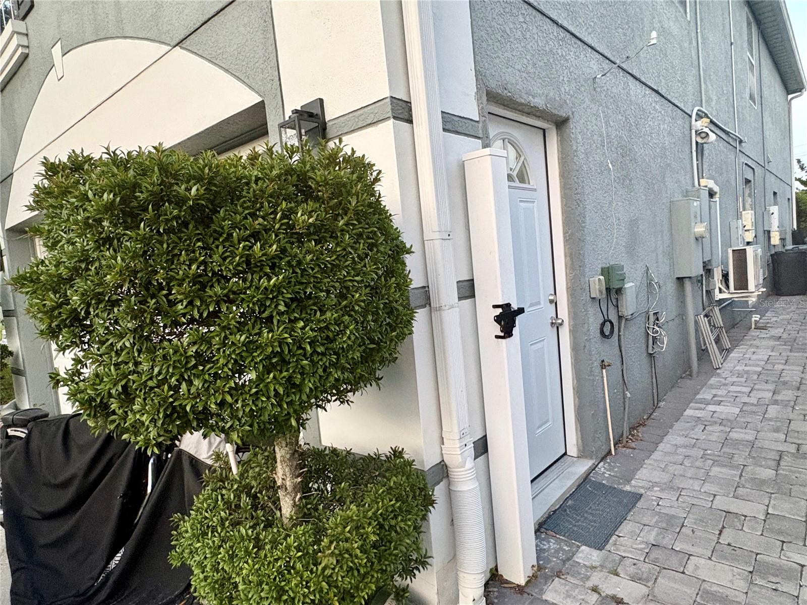 836 FLOWER FIELDS LN, ORLANDO, FL, 32824