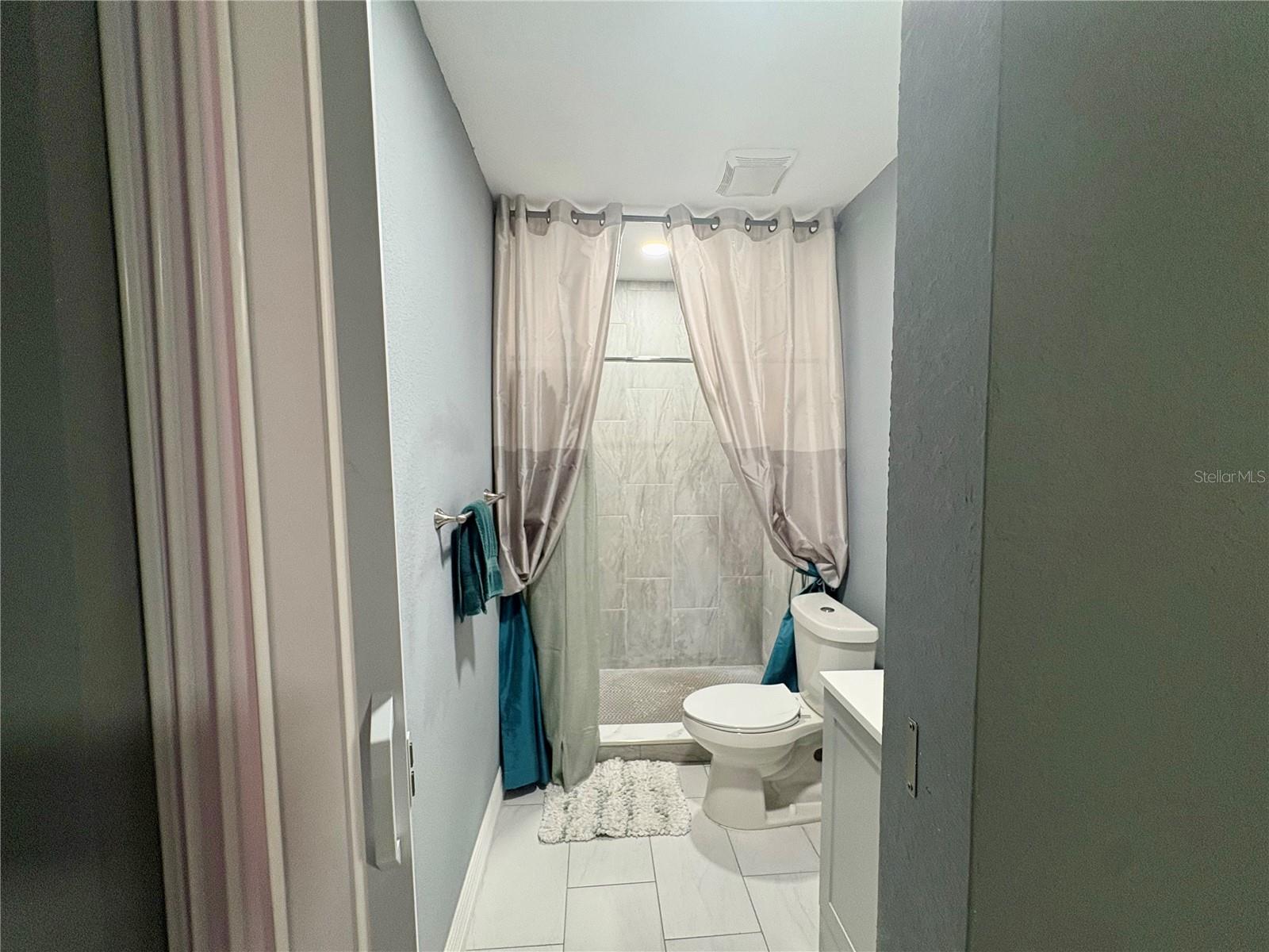 836 FLOWER FIELDS LN, ORLANDO, FL, 32824