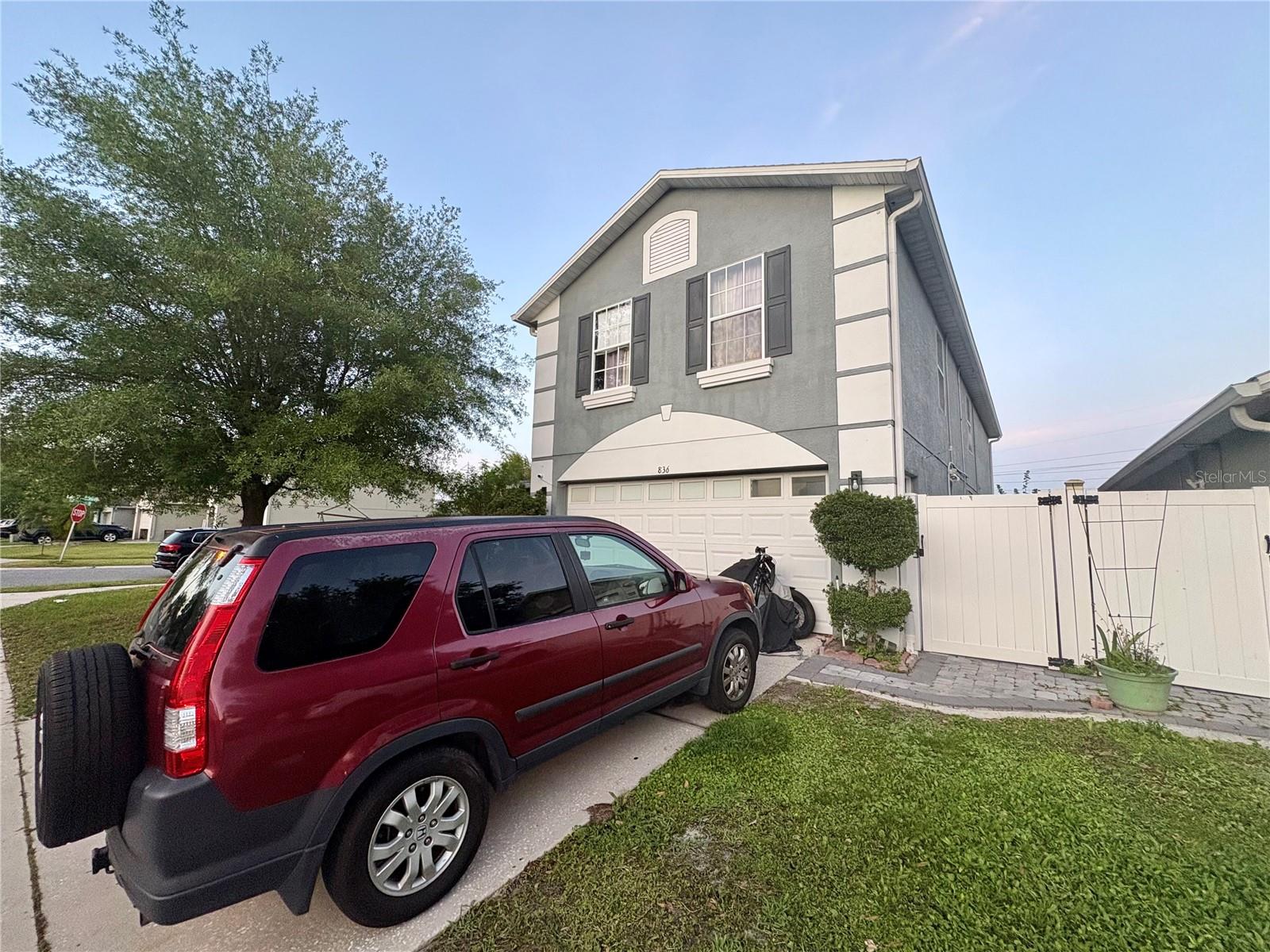 836 FLOWER FIELDS LN, ORLANDO, FL, 32824