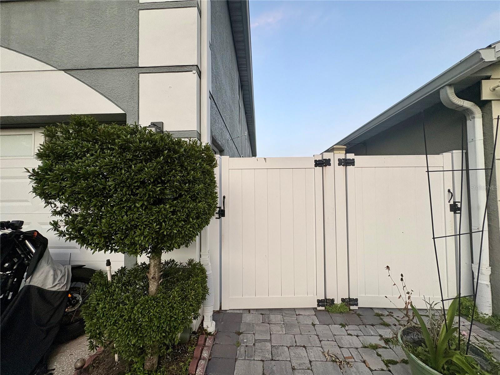 836 FLOWER FIELDS LN, ORLANDO, FL, 32824