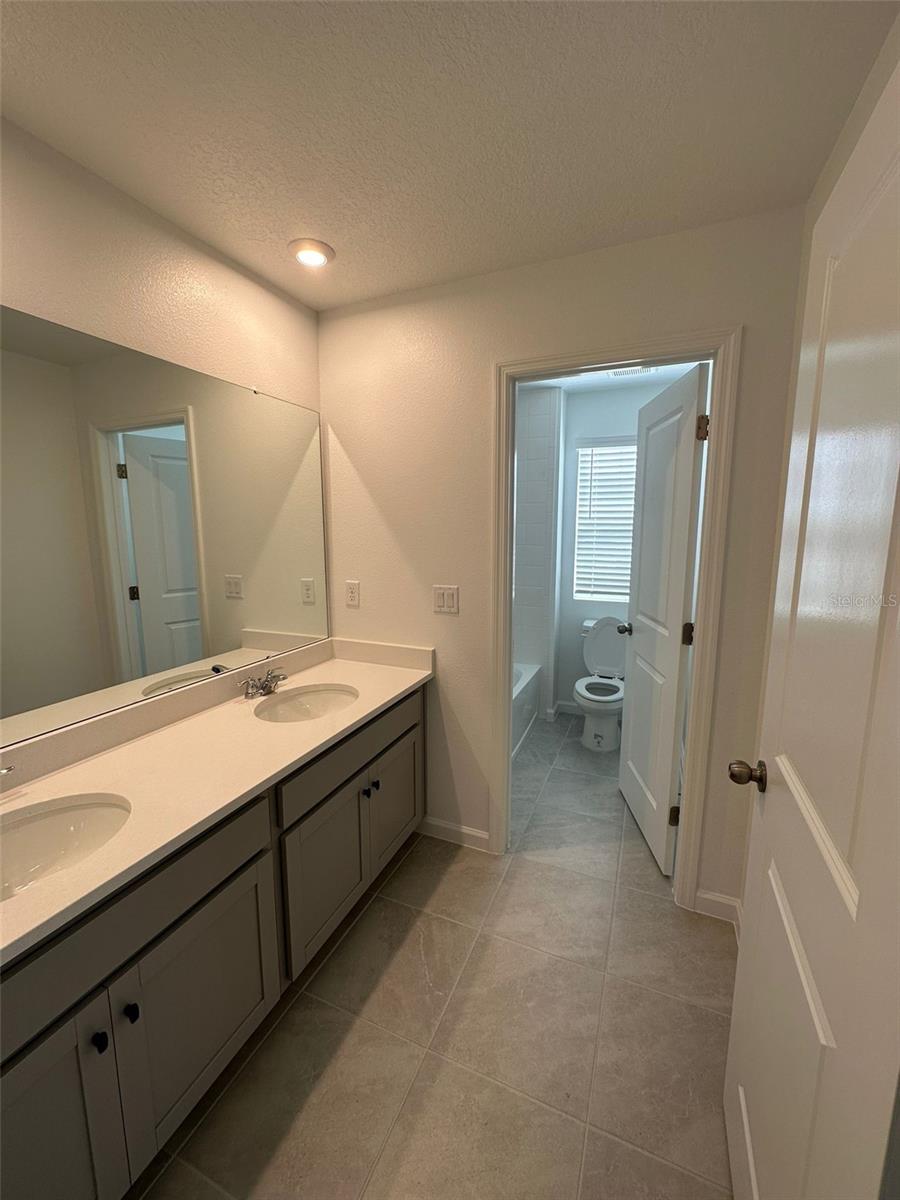 11465 SUNSAIL AVE, ORLANDO, FL, 32832