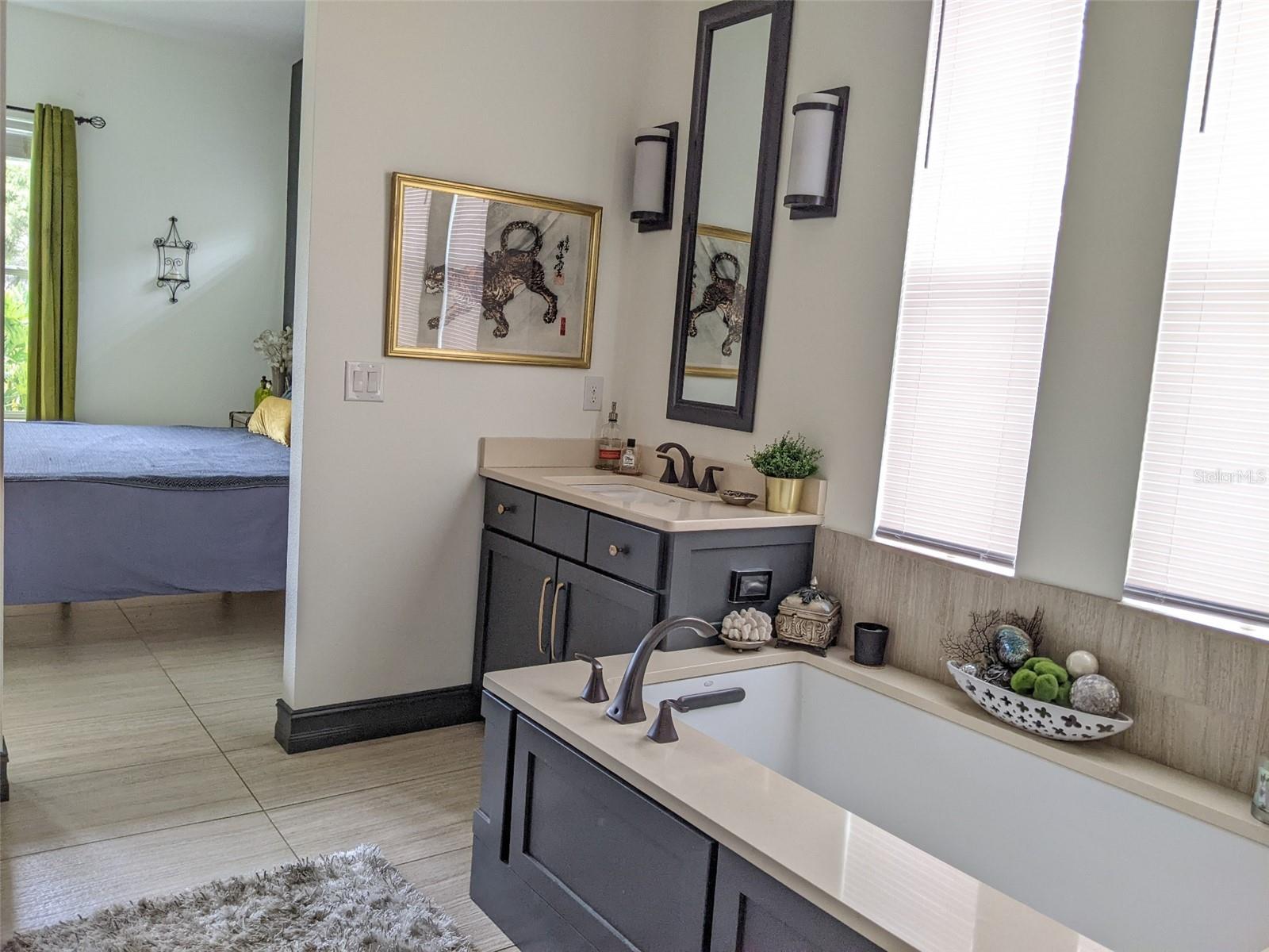 4513 POINTE O WOODS DR, WESLEY CHAPEL, FL, 33543