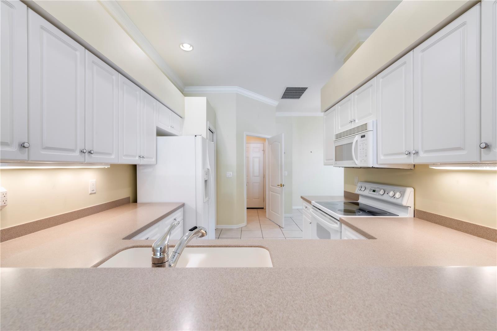 11291 WINE PALM RD, FORT MYERS, FL, 33966