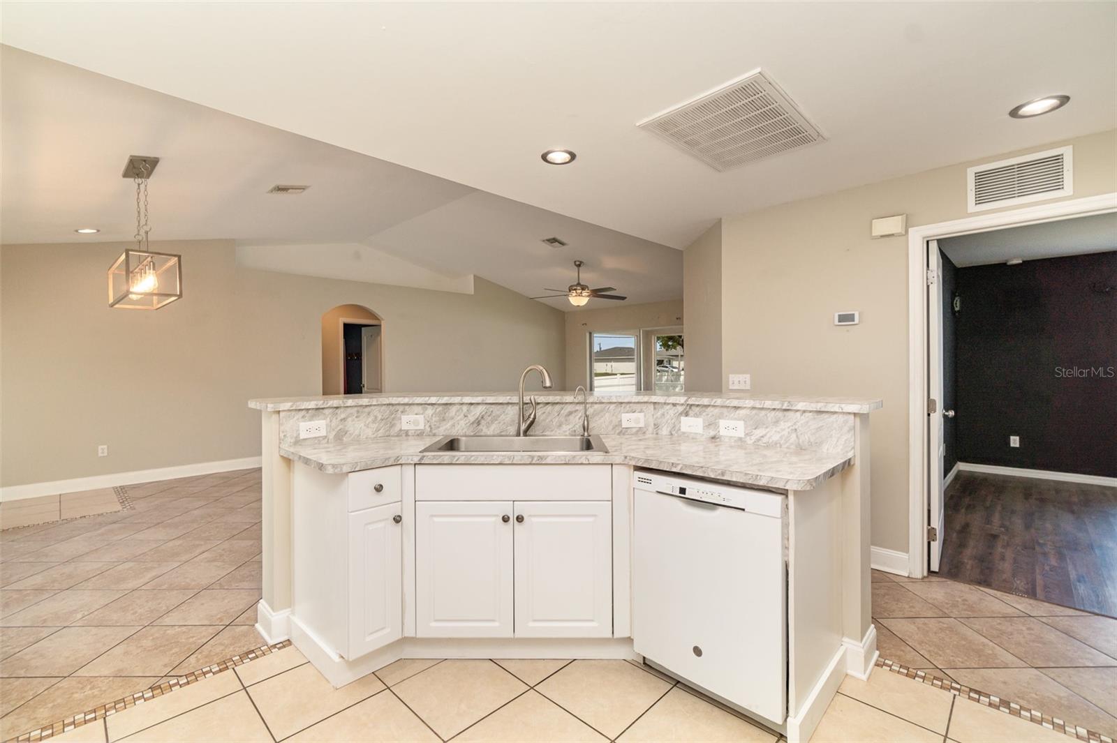 1929 NW 30TH TER, CAPE CORAL, FL, 33993