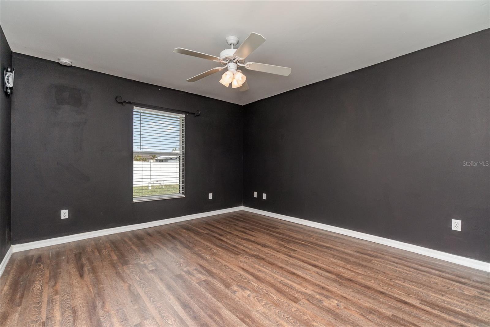 1929 NW 30TH TER, CAPE CORAL, FL, 33993